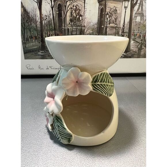 Pink &‎ White Hibiscus Ceramic Wax Warmer - NWOT - Picture 2 of 10